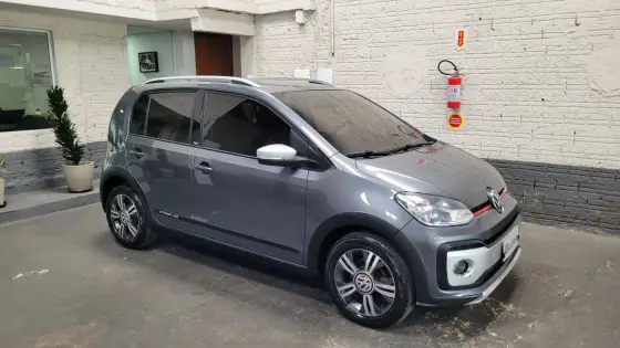 VOLKSWAGEN CROSS UP 1.0 TSI 12V FLEX 4P MANUAL
