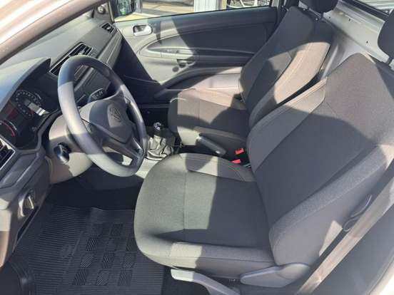 VOLKSWAGEN-SAVEIRO-2025