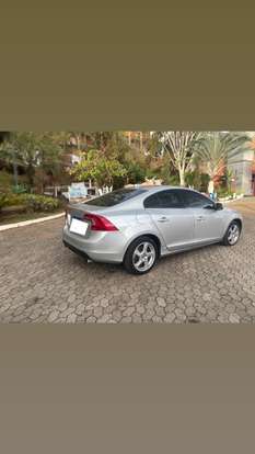 VOLVO-S60-2011