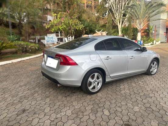 VOLVO-S60-1.6 T4 FWD GASOLINA 4P AUTOMÁTICO VOLVO-S60-2011