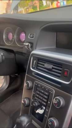 VOLVO-S60-2011