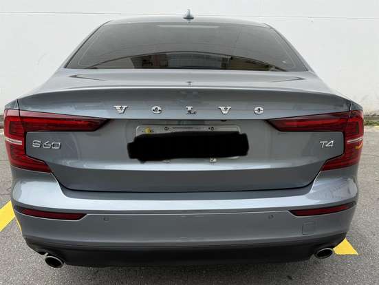 VOLVO-S60-2019