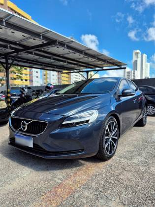 VOLVO V40 2.0 T4 MOMENTUM GASOLINA 4P AUTOMÁTICO