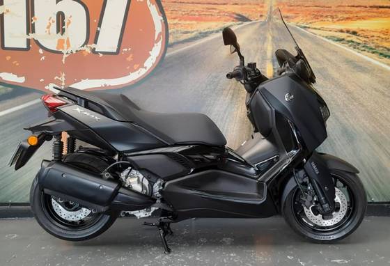YAMAHA XMAX 250 CONNECTED ABS 