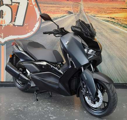 YAMAHA-XMAX 250 CONNECTED ABS-2025