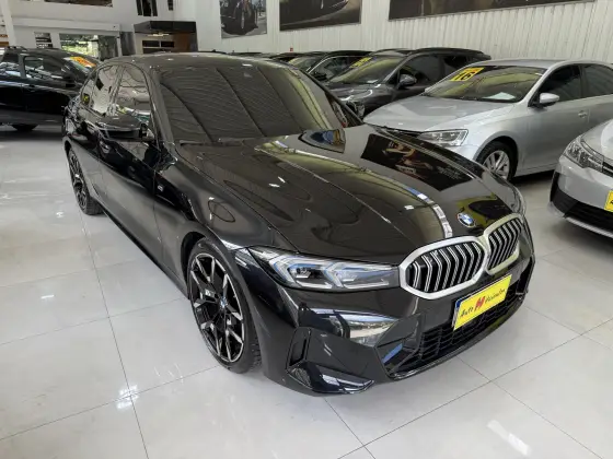 BMW 320i 2.0 16V TURBO FLEX M SPORT AUTOMÁTICO BMW 320i 2.0 16V TURBO FLEX M SPORT AUTOMÁTICO