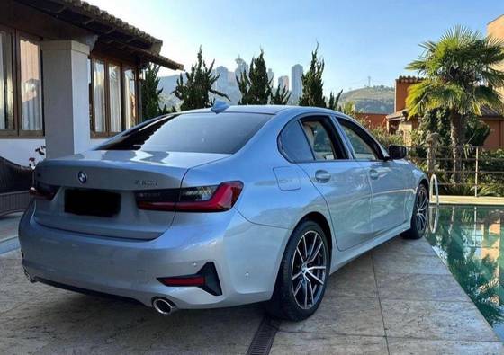 BMW 320i 2.0 16V TURBO GASOLINA SPORT AUTOMÁTICO