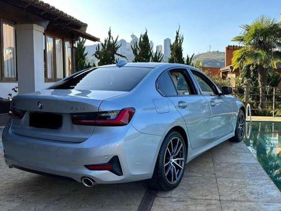 BMW-320i-2.0 16V TURBO GASOLINA SPORT AUTOMÁTICO BMW-320i-2019