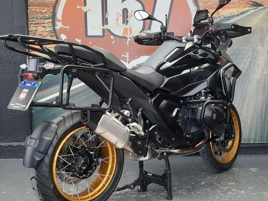 BMW-R 1300 GS TRIPLE BLACK BMW-R 1300 GS TRIPLE BLACK-2024