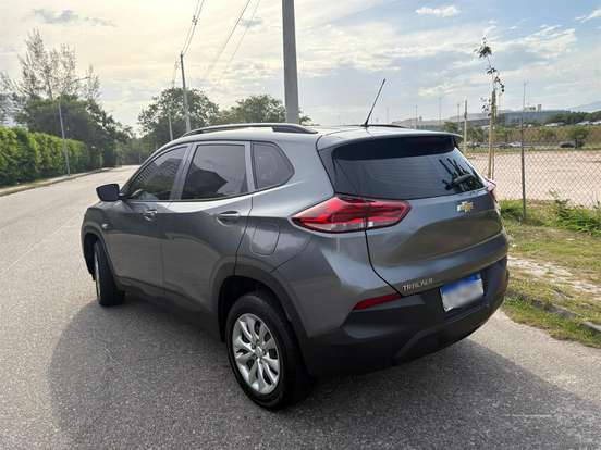 CHEVROLET-TRACKER-2021