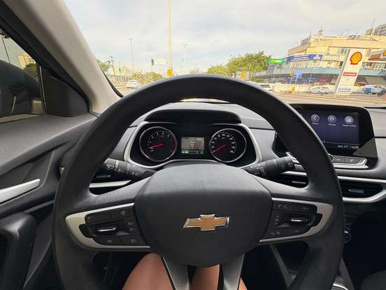 CHEVROLET-TRACKER-2021