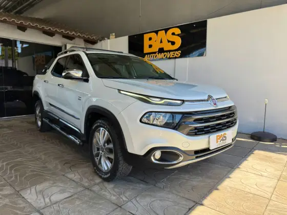FIAT TORO 2.0 16V TURBO DIESEL VOLCANO 4WD AT9 FIAT TORO 2.0 16V TURBO DIESEL VOLCANO 4WD AT9