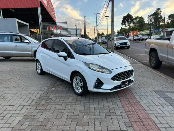 FORD FIESTA 1.6 TI-VCT FLEX SEL POWERSHIFT