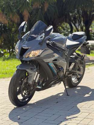 KAWASAKI-NINJA ZX-10R SE-2019