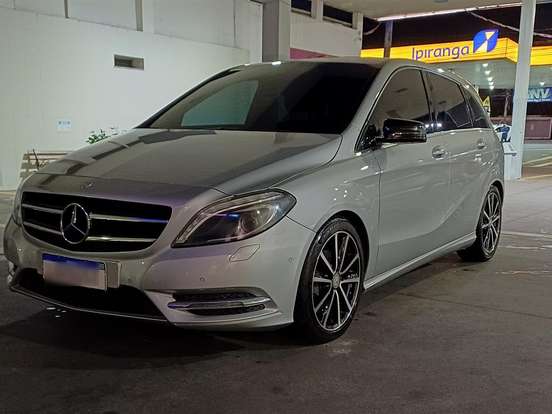 MERCEDES-BENZ-B 200-1.6 SPORT TURBO GASOLINA 4P AUTOMÁTICO MERCEDES-BENZ-B 200-2012