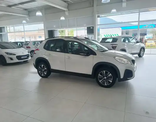 PEUGEOT-2008-2020
