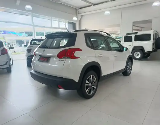 PEUGEOT-2008-2020
