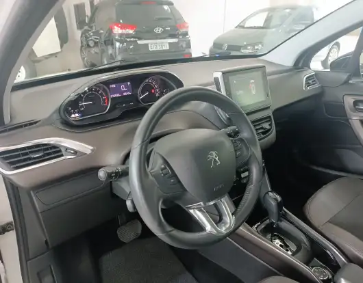 PEUGEOT-2008-2020