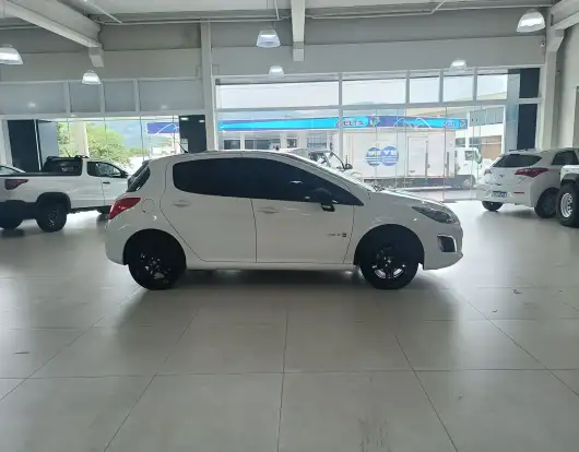 PEUGEOT-308-2014