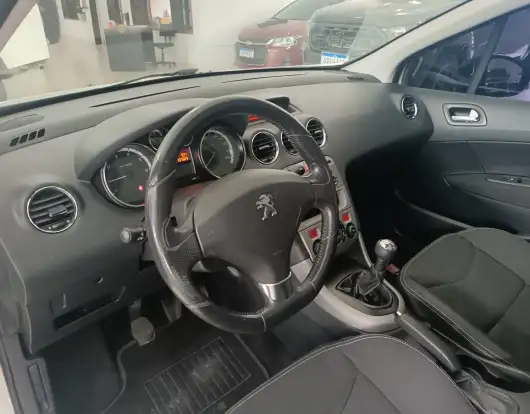 PEUGEOT-308-2014