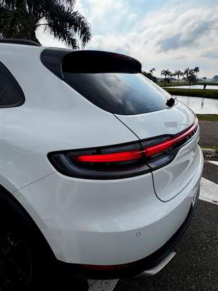 PORSCHE-MACAN-2019