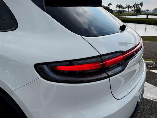 PORSCHE-MACAN-2.0 16V GASOLINA 4P AUTOMÁTICO PORSCHE-MACAN-2019