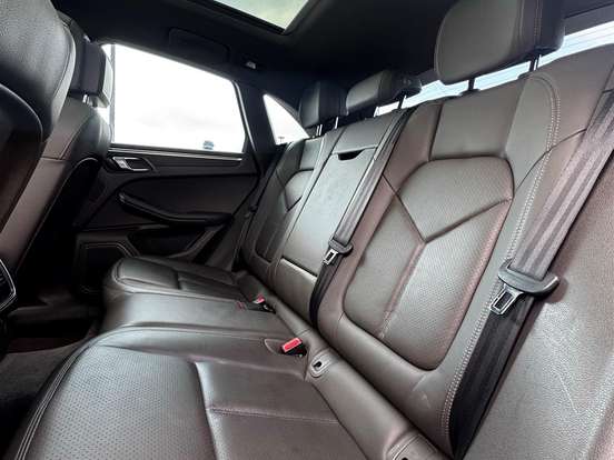 PORSCHE-MACAN-2.0 16V GASOLINA 4P AUTOMÁTICO PORSCHE-MACAN-2019