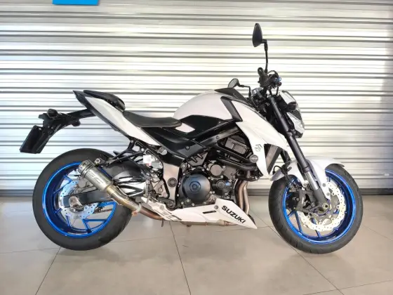 SUZUKI GSX-S750A 