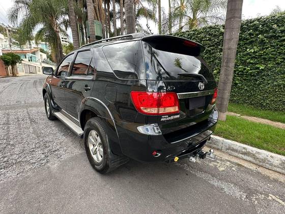 TOYOTA HILUX SW4 3.0 SRV 4X4 16V TURBO INTERCOOLER DIESEL 4P AUTOMÁTICO