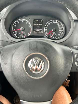 VOLKSWAGEN-CROSSFOX-2013