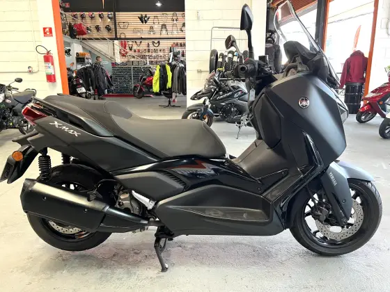 YAMAHA XMAX 250 CONNECTED ABS 