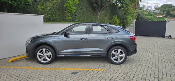 AUDI Q3 2.0 40 TFSI GASOLINA SPORTBACK PERFORMANCE BLACK QUATTRO TIPTRONIC