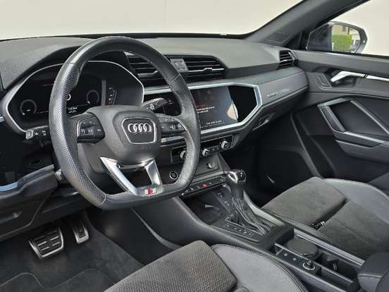 AUDI-Q3-2.0 40 TFSI GASOLINA SPORTBACK PERFORMANCE BLACK QUATTRO TIPTRONIC AUDI-Q3-2022