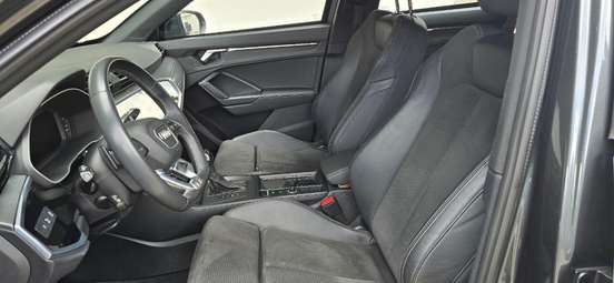AUDI-Q3-2022