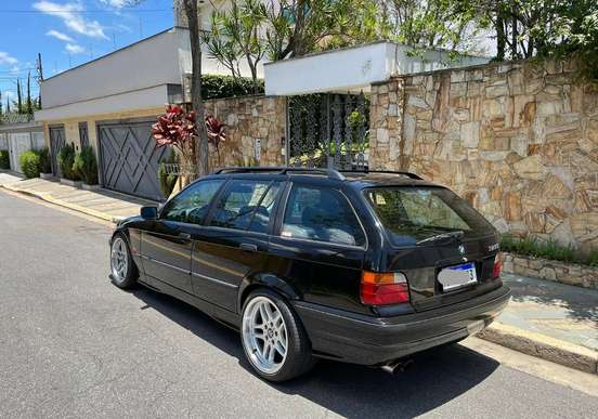 BMW-328i-2.8 TOURING 24V GASOLINA 4P AUTOMÁTICO BMW-328i-1997