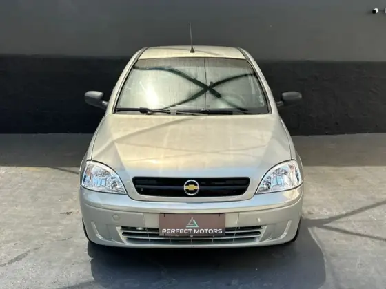 CHEVROLET CORSA 1.8 MPFI MAXX SEDAN 8V FLEX 4P MANUAL