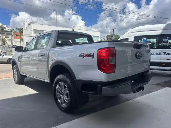 FORD-RANGER-2.0 TURBO DIESEL CD XLS 4X4 AUTOMÁTICO FORD-RANGER-2025