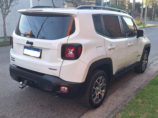 JEEP-RENEGADE-2.0 16V TURBO DIESEL LONGITUDE 4P 4X4 AUTOMÁTICO JEEP-RENEGADE-2015