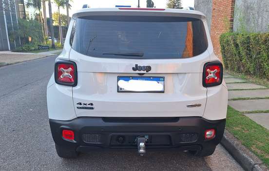 JEEP-RENEGADE-2.0 16V TURBO DIESEL LONGITUDE 4P 4X4 AUTOMÁTICO JEEP-RENEGADE-2015