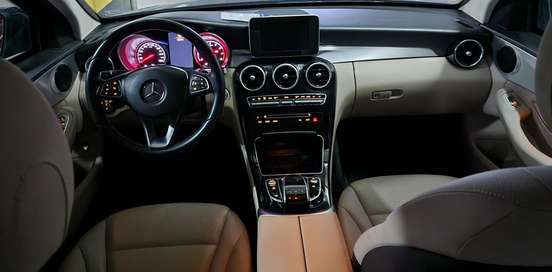 MERCEDES-BENZ-C 180-2018