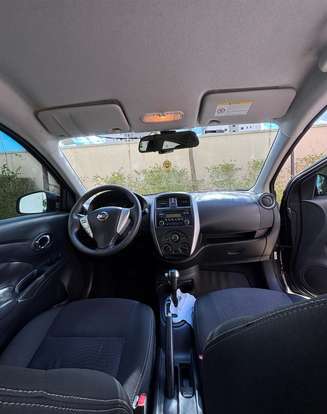 NISSAN-VERSA-2017
