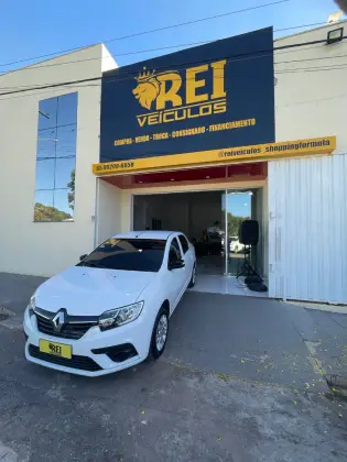 RENAULT LOGAN 1.0 12V SCE FLEX ZEN MANUAL RENAULT LOGAN 1.0 12V SCE FLEX ZEN MANUAL