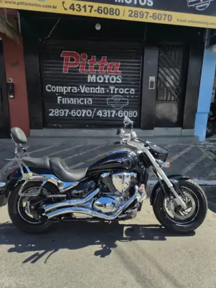 SUZUKI BOULEVARD M800 