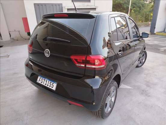 VOLKSWAGEN-FOX-2020