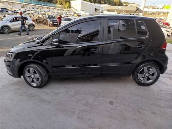 VOLKSWAGEN-FOX-1.6 MSI TOTAL FLEX CONNECT 4P MANUAL VOLKSWAGEN-FOX-2020
