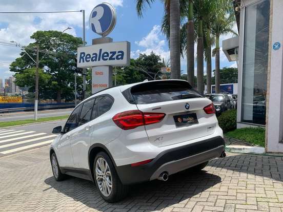 BMW-X1-2019