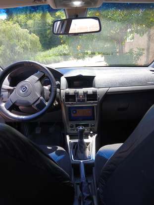 CHEVROLET-VECTRA-2010