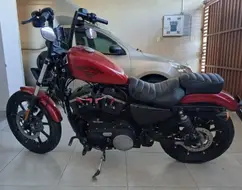 HARLEY-DAVIDSON SPORTSTER IRON 883 HARLEY-DAVIDSON SPORTSTER IRON 883
