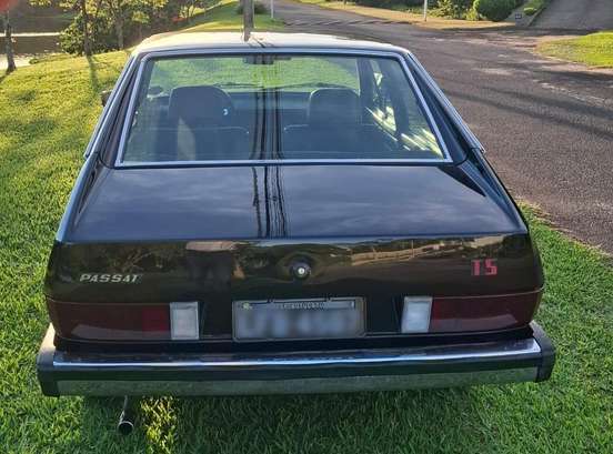 VOLKSWAGEN-PASSAT-1980