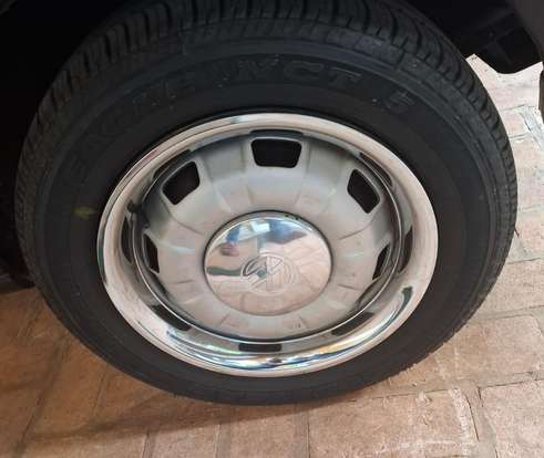 VOLKSWAGEN-PASSAT-1980